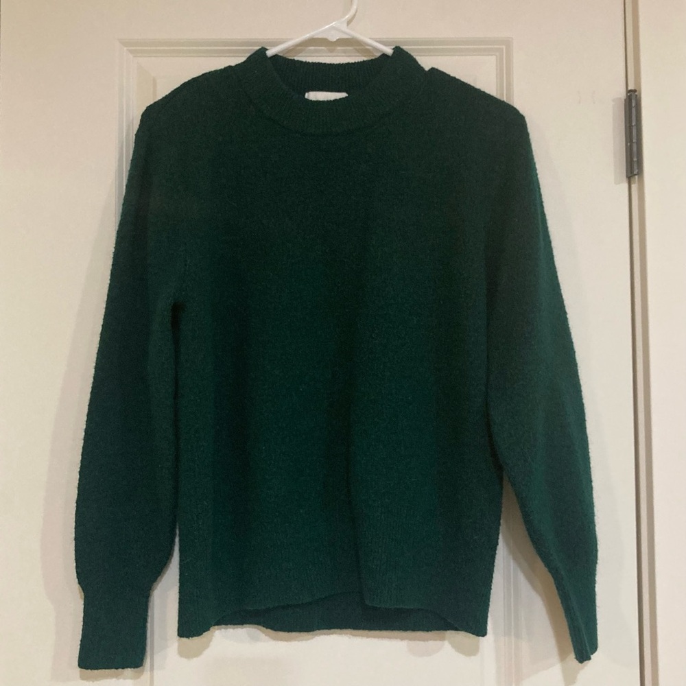 Cozy Emerald Crew Neck Sweater
